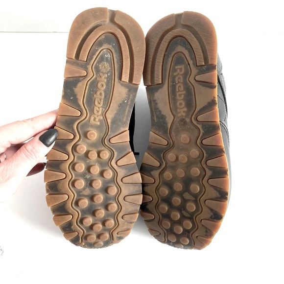 REEBOK Classic Black Runners - Picture 7 of 8